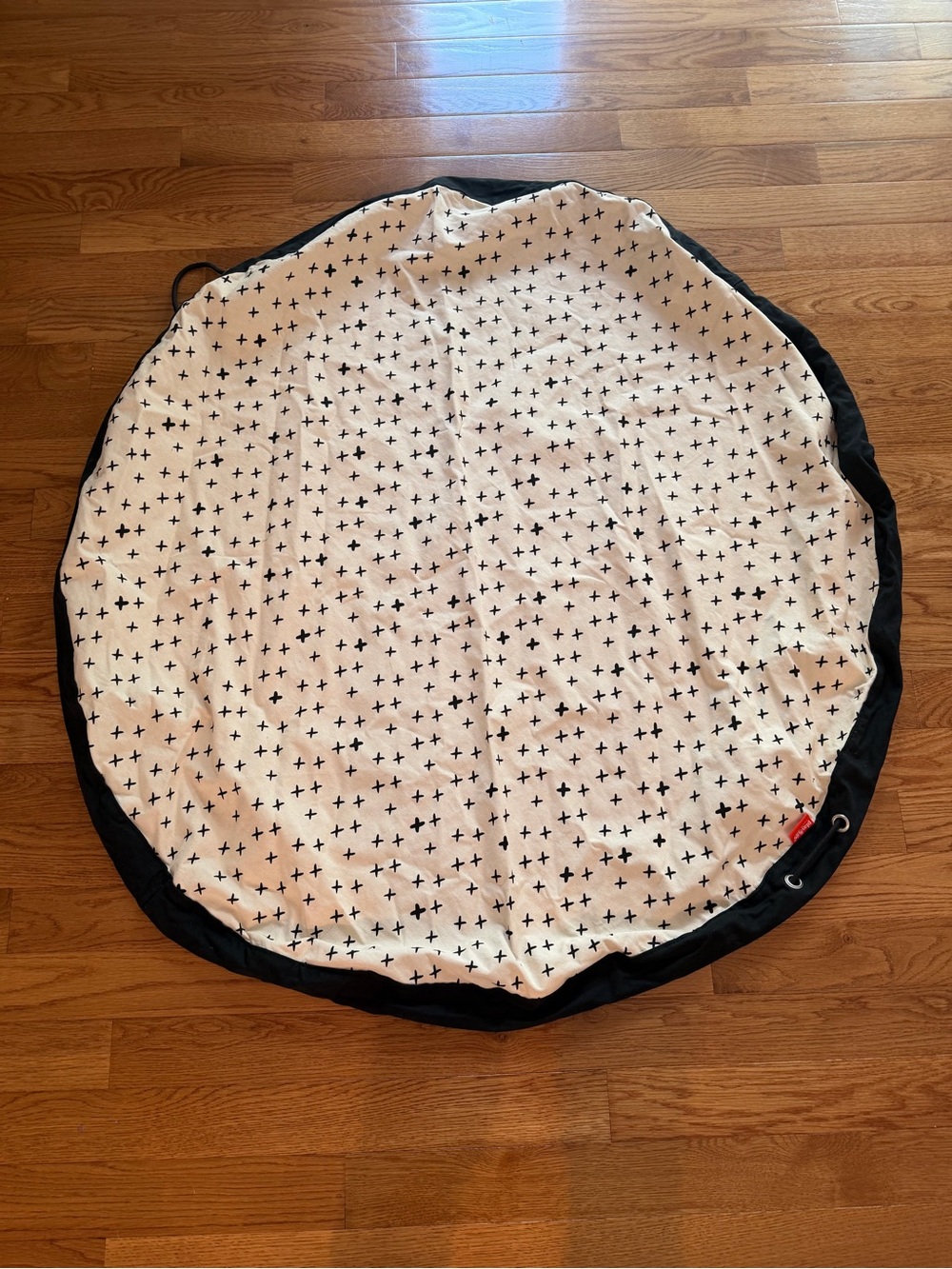 Play&Go Cross 2-in-1 Play Mat Toy Storage Bag Black White 55”